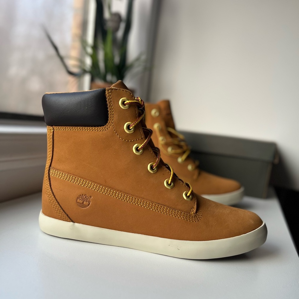 Timberland Brown High-Top Boots 6” flannery wheat 8.5 NEW suede leather